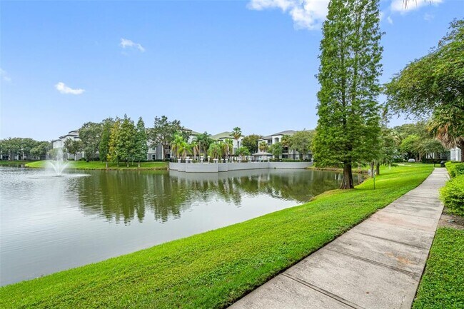 Foto del edificio - 5713 Legacy Crescent Pl