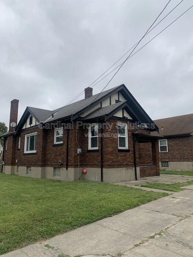 Foto del edificio - 1803 Garden Ln