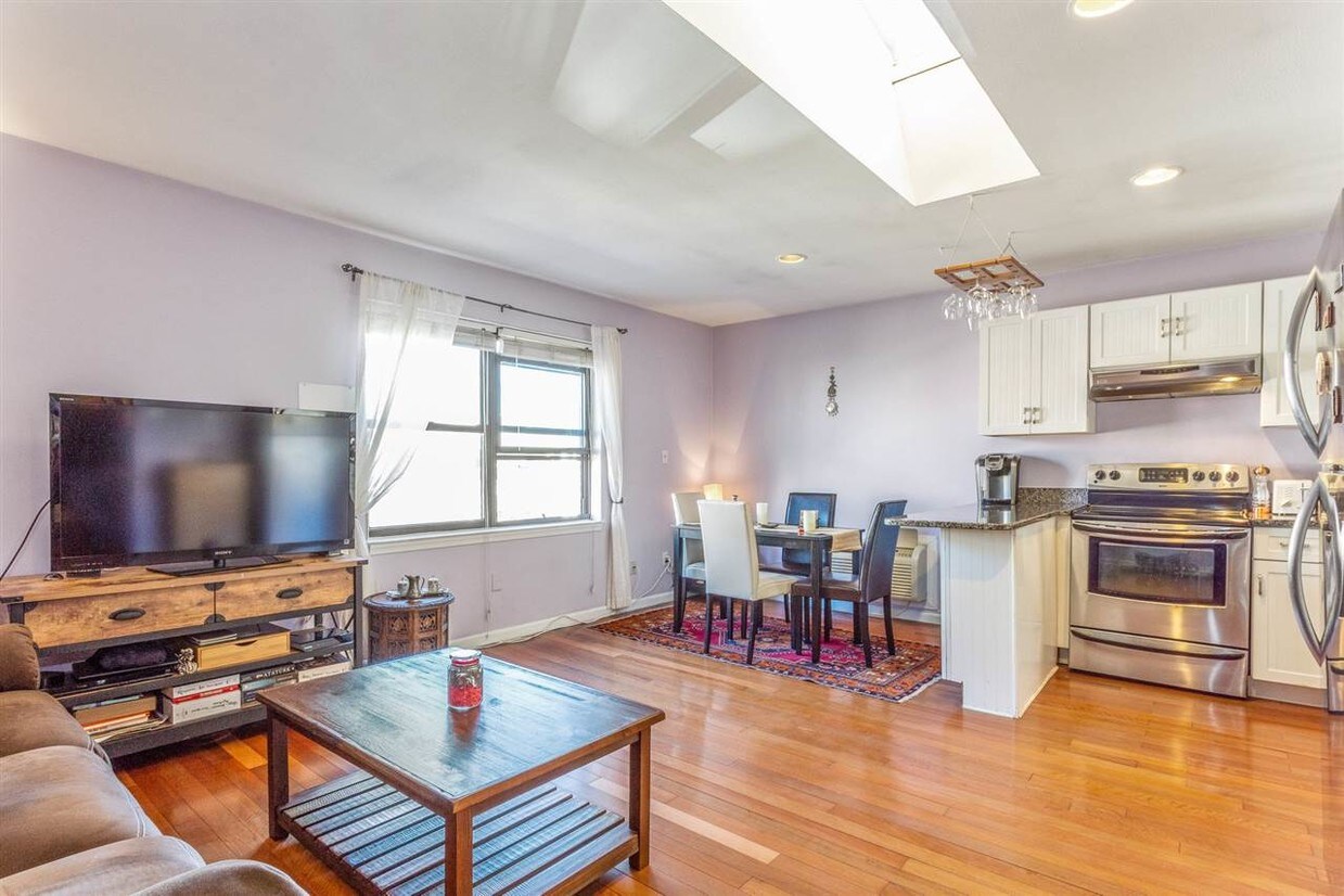 Foto principal - 137-139 71st St