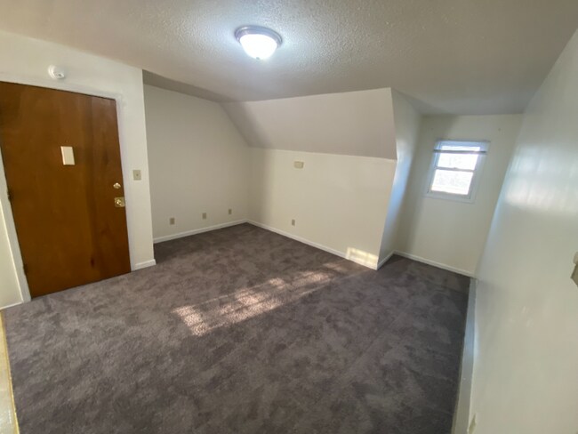 Building Photo - 2839 Whitener St