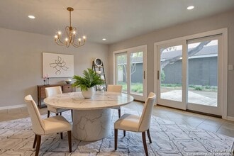 6019 Royal Breeze