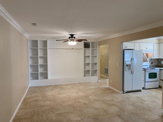 Foto del edificio - Spacious Ranch House in North Raleigh