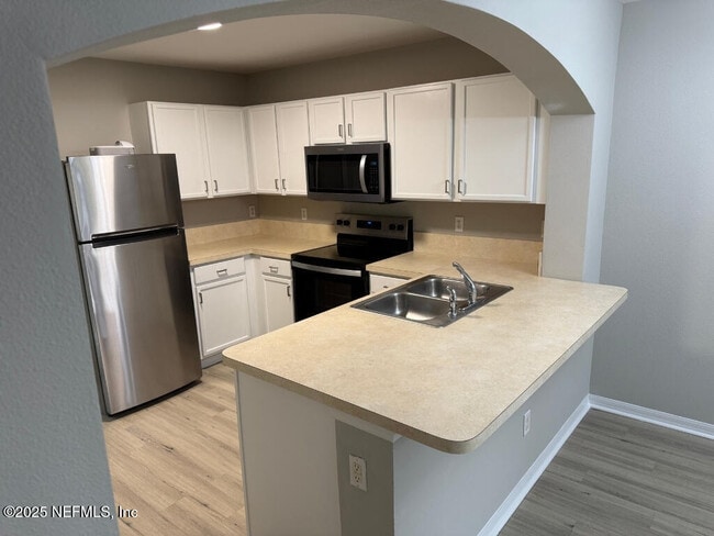 Building Photo - 718 Ginger Mill Dr