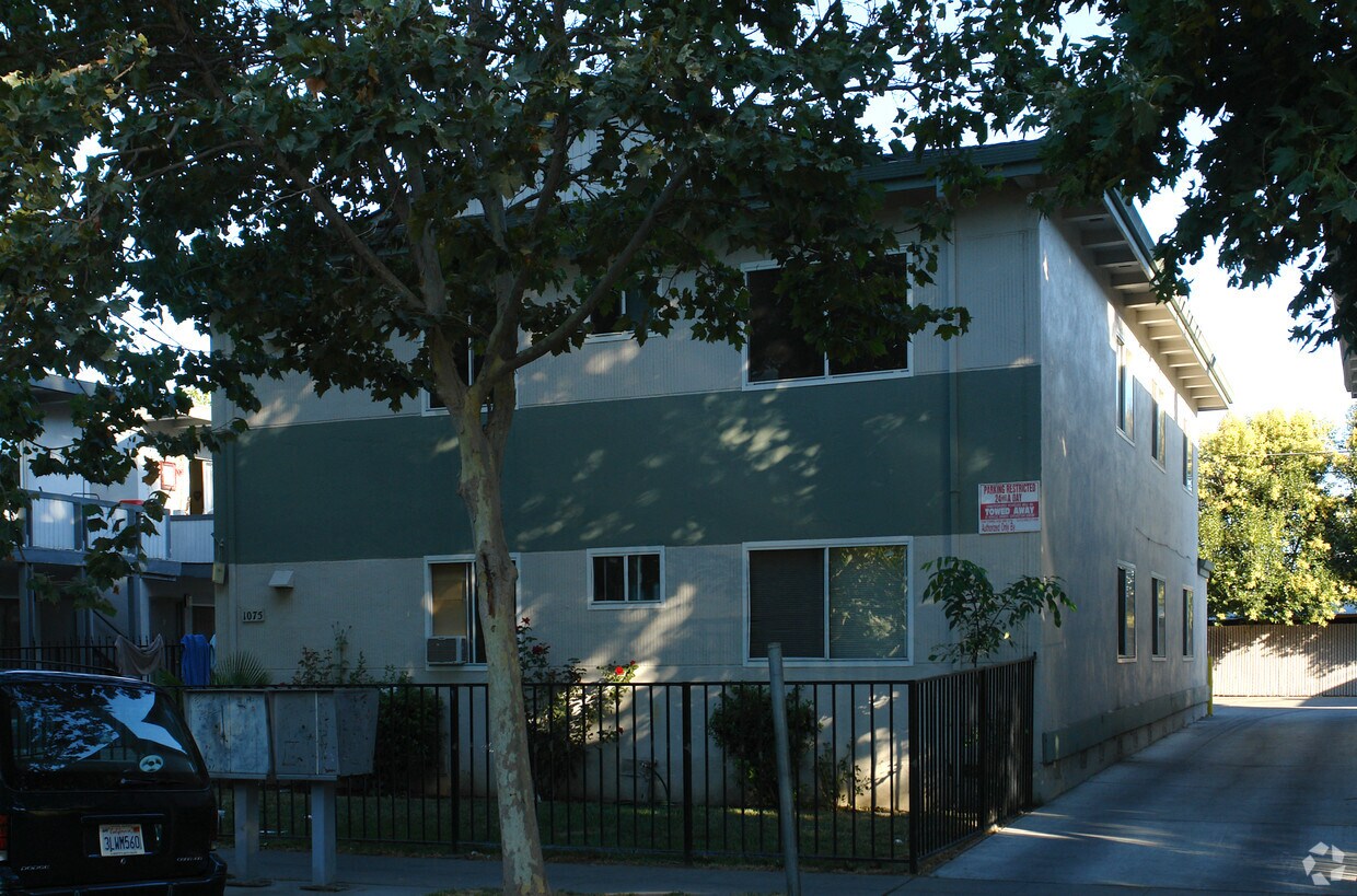 Foto del edificio - 1075 Appian Lane