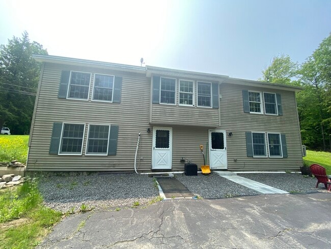 Building Photo - 10 Dumas Dr