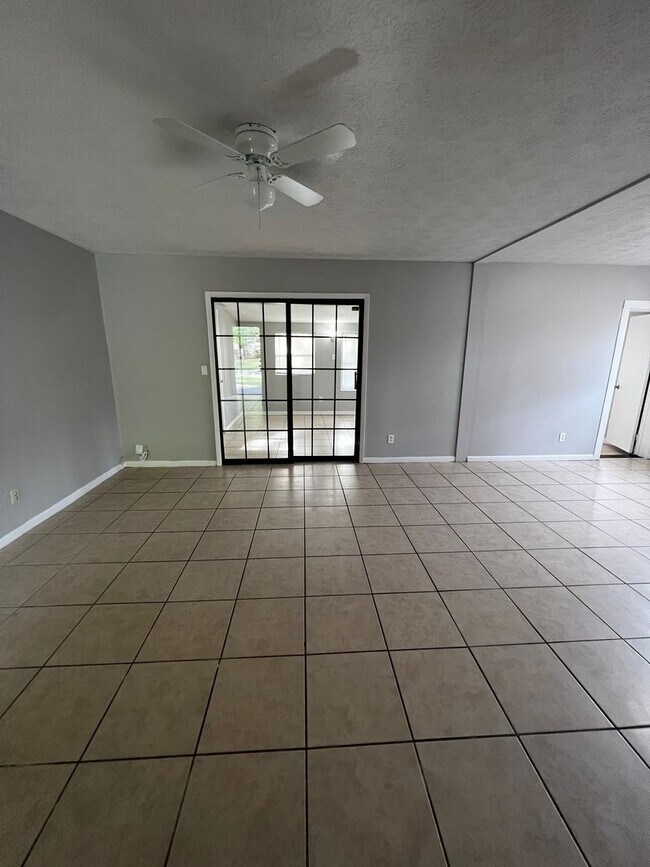 Foto del edificio - 4/2 Home