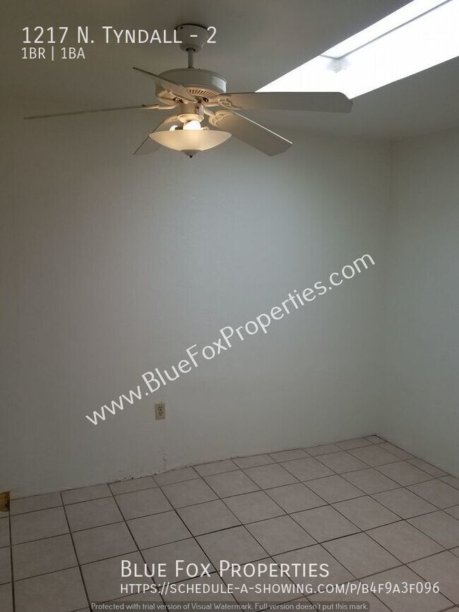 Foto del edificio - 1217 N. Tyndal Ave  #2