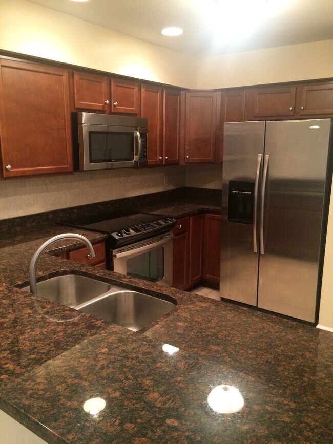 Kitchen - 1120 Ocean Trace Ln
