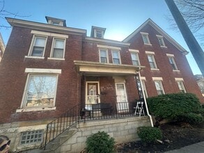 Building Photo - 1546 Highland St