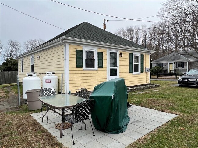 Building Photo - 26 Davey Ln