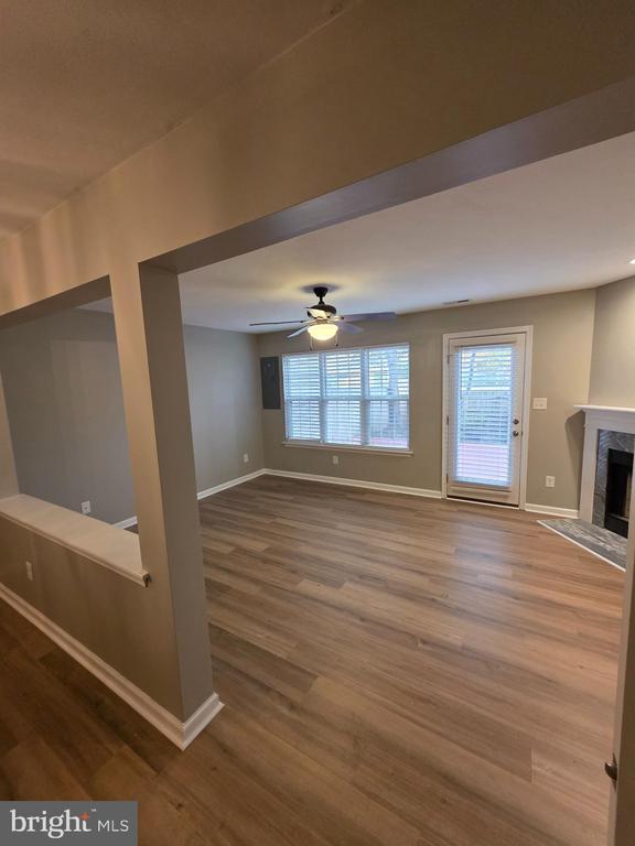 Building Photo - 1965 Abbotsbury Way