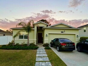 Building Photo - 4526 Tahoe Cir