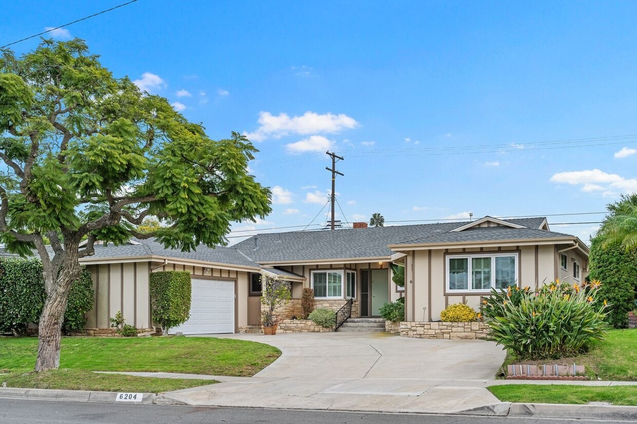 Photo - 6204 S Corning Ave (Los Angeles, CA)