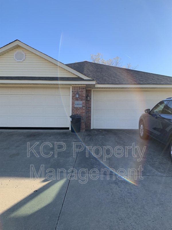 2115 Plum Creek Ln, Alma, AR 72921 Condo for Rent in Alma, AR