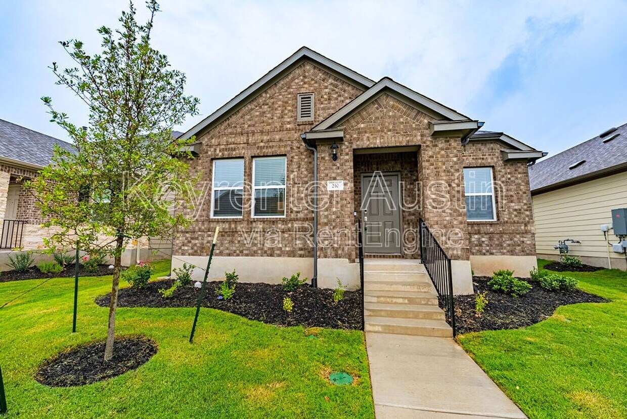 Primary Photo - 210 Flowers Ave