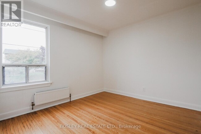 Building Photo - 17 Calvington Dr