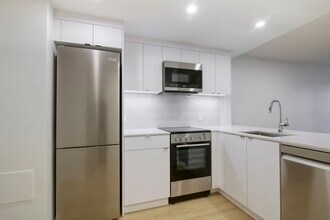 Building Photo - 2285 Rue St Mathieu