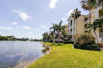 Building Photo - 20041 Sanibel View Cir