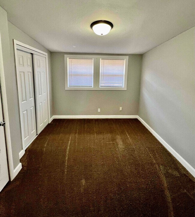 Foto del edificio - 2703 Pine St