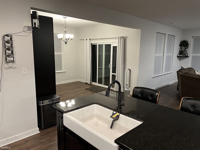 Foto del edificio - 3 br, 2.5 bath House - 15 East Berkley Drive