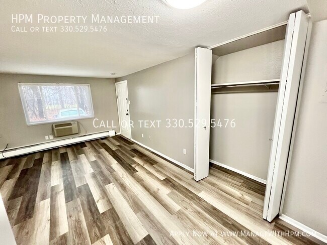 Building Photo - One-Bedroom for rent