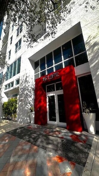 Foto del edificio - 133 NE 2nd Ave