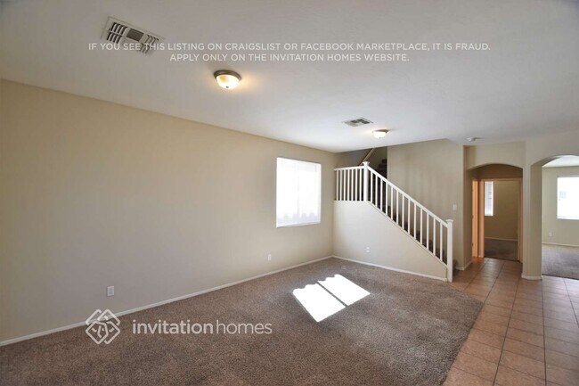Foto del edificio - 4825 W Ellis St