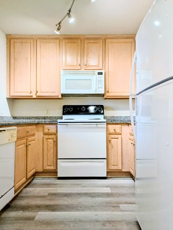 Foto del edificio - 3870 Island Way