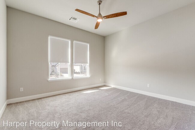 Building Photo - 3 br, 3.5 bath House - 24726 Resort Pkwy