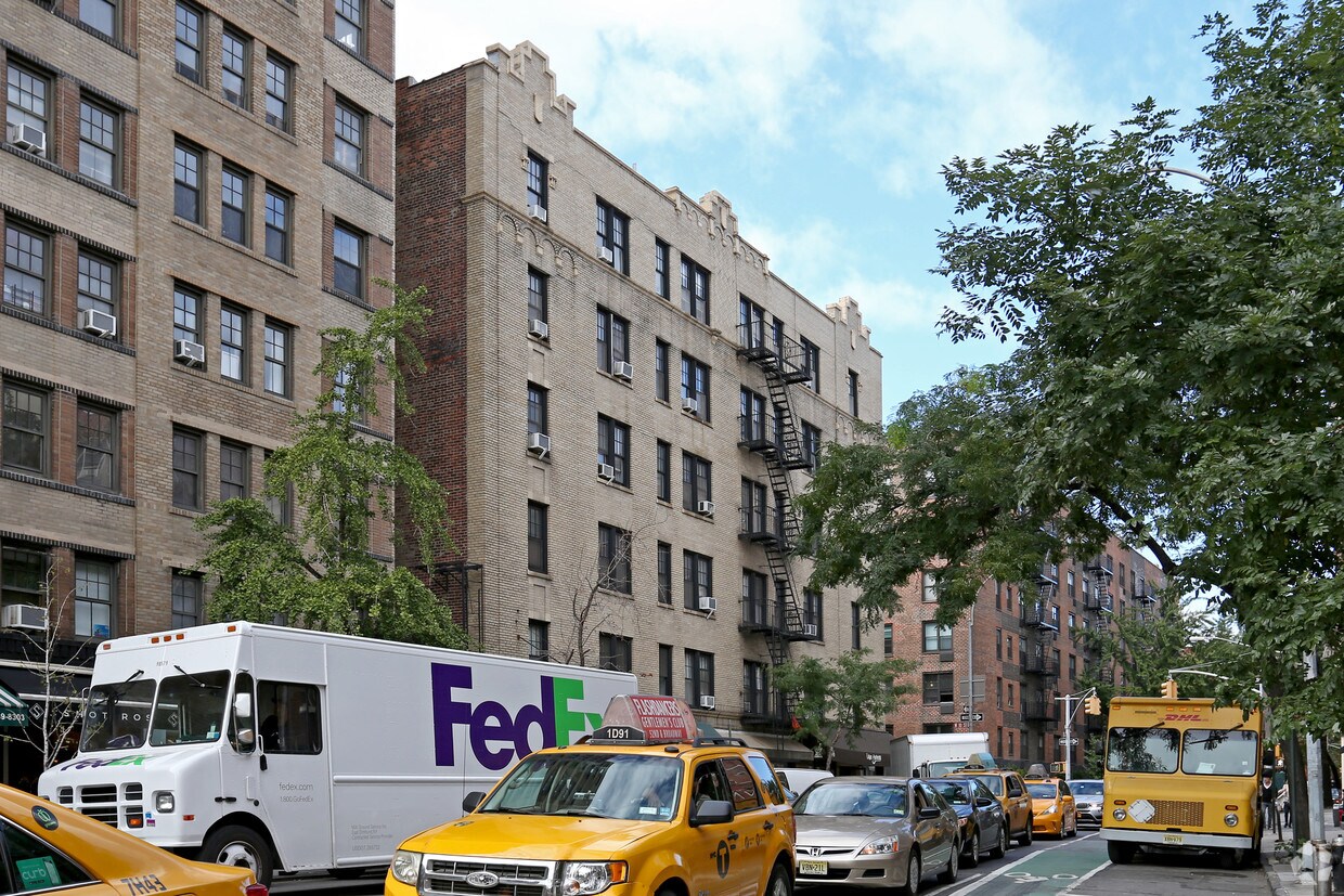 Foto del edificio - 346 Bleecker St