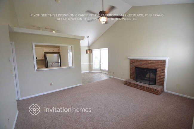 Building Photo - 4301 Emerald Ln