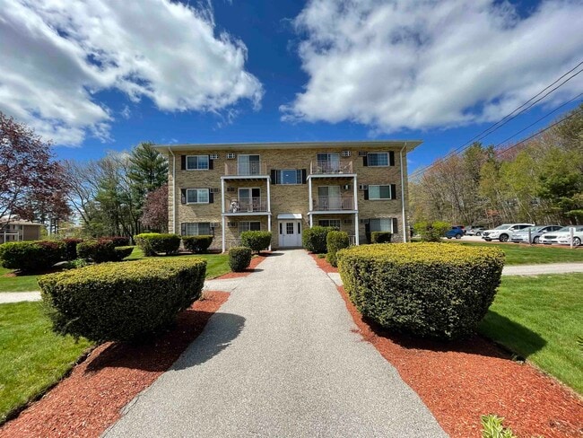 Foto del edificio - 379 Huse Rd