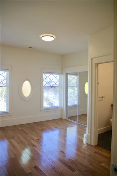 Building Photo - 873 Grove