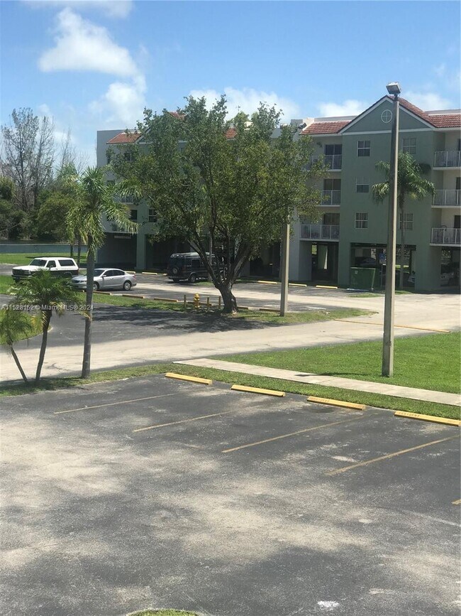 Building Photo - 8260 SW 210th St