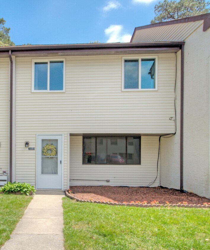 2609 Dogwood Ct, Hamilton, NJ 08330 Townhome Rentals in Hamilton NJ