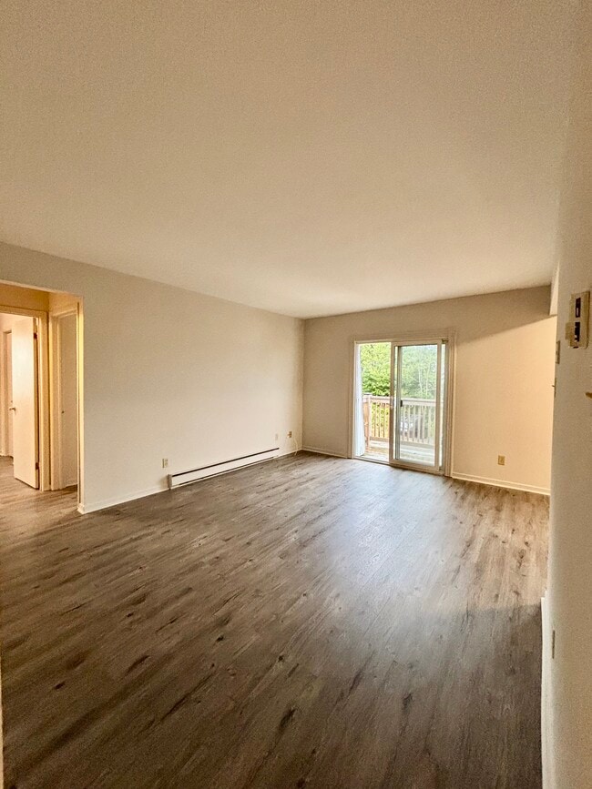 Building Photo - 100 Inverness Pl