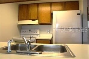 Building Photo - 4863 W McElroy Ave