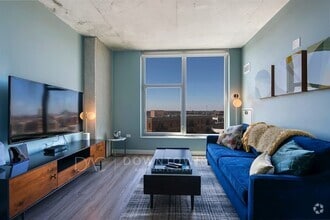 Building Photo - 702 N Milwaukee Ave