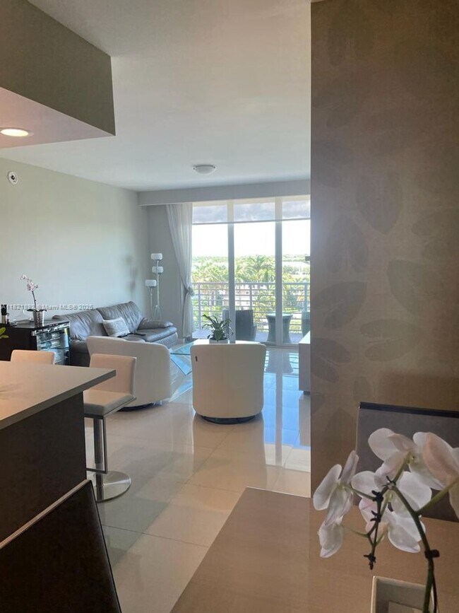 Foto del edificio - 7661 NW 107th Ave