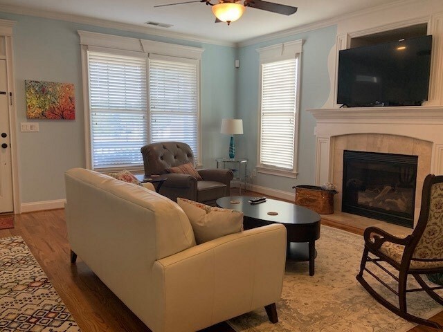 Foto del edificio - 1571 Carriage Ridge Dr