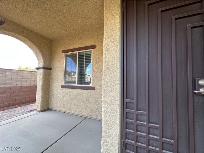 Foto del edificio - 10611 Auburn Springs Ave