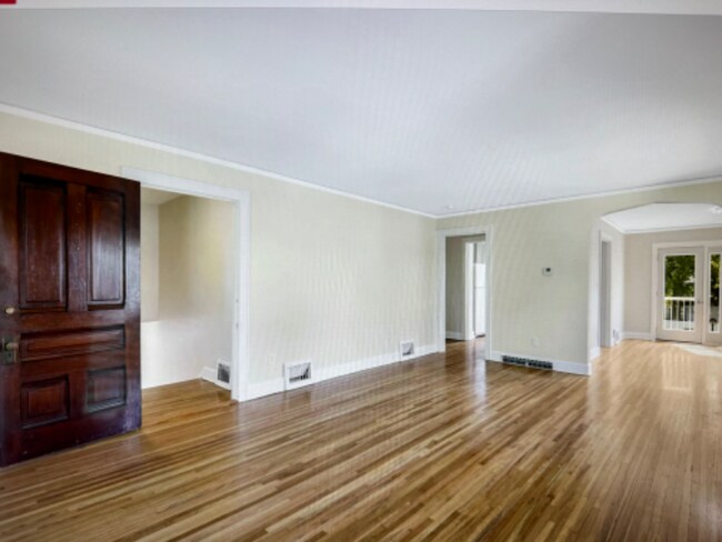 Foto del edificio - 223 2nd St NW