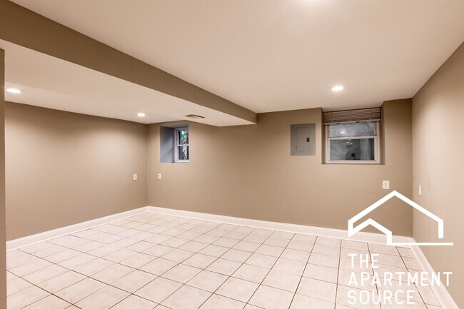 Foto del edificio - 1122 W 19th St