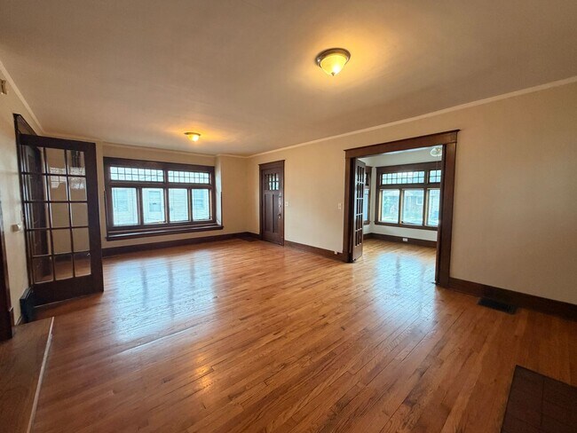 Foto del edificio - 1047 Sibley St NW