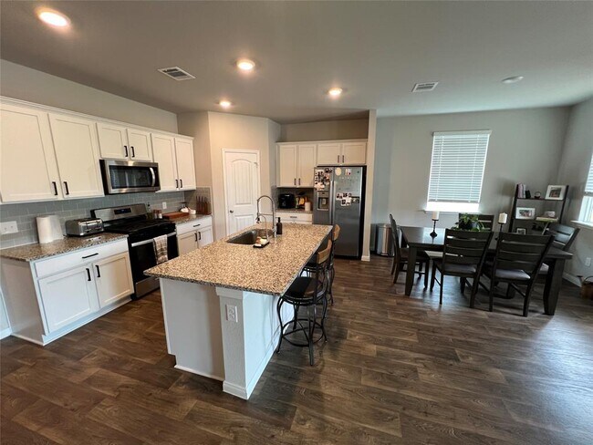 Building Photo - 343 Carolina Buckthorn Dr