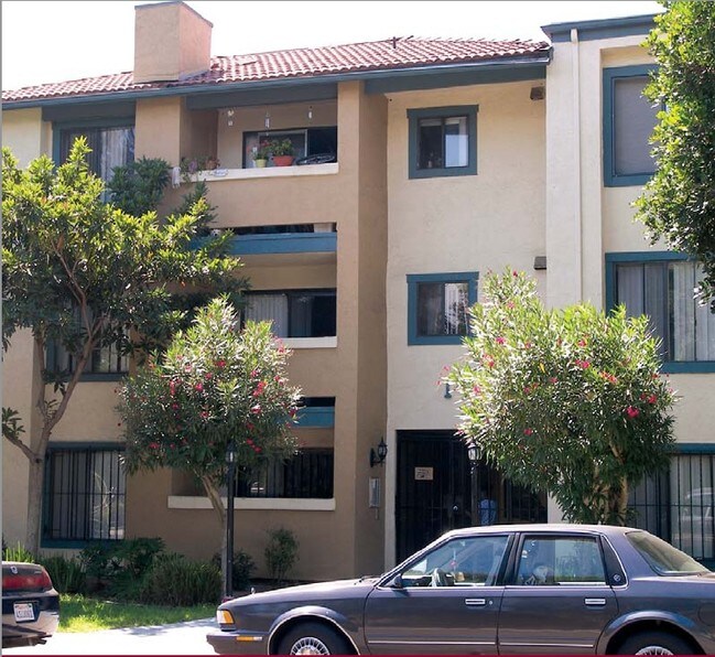 Del Sol Apartments San Diego, CA