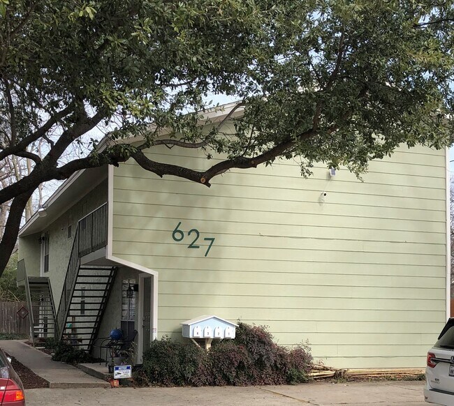 Building Photo - 627 Texas St