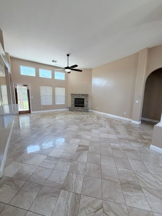 Building Photo - 5009 Glacier Canyon Ct