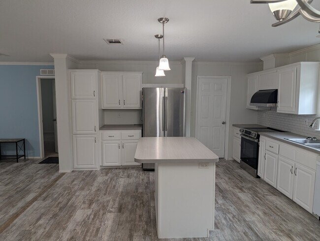 Foto del edificio - 6806 Pearson Ln