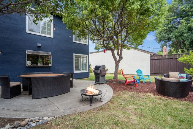 Building Photo - 58 Palmwell Way